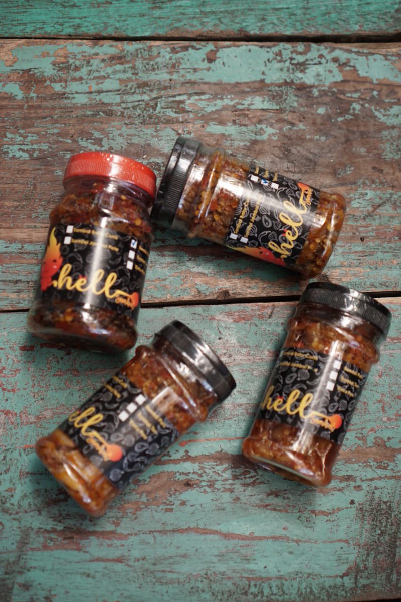 opha_rizz's tweet photo. Rp. 35.000 biasanya dapat sambal 1 botol 200gr dari hello.sambal.. tapi lagi promo Rp. 30k ajaa... Buruan.. https://t.co/v2PywUpktd