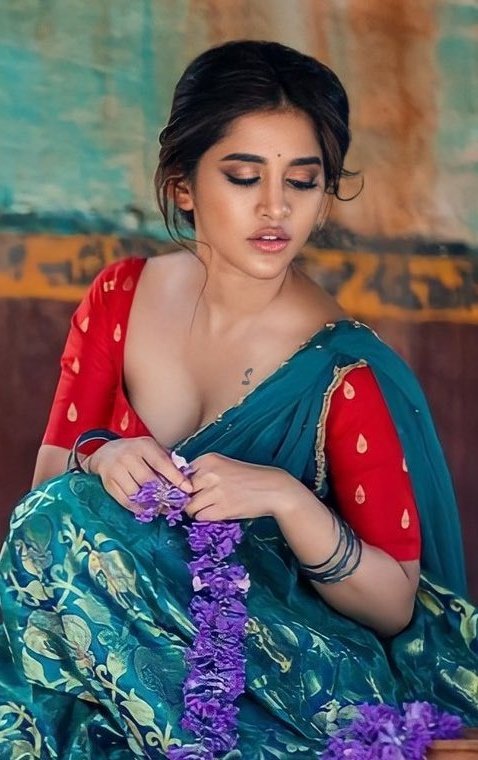 E9jQmJKVgAUo5pp?format=jpg&name=900x900