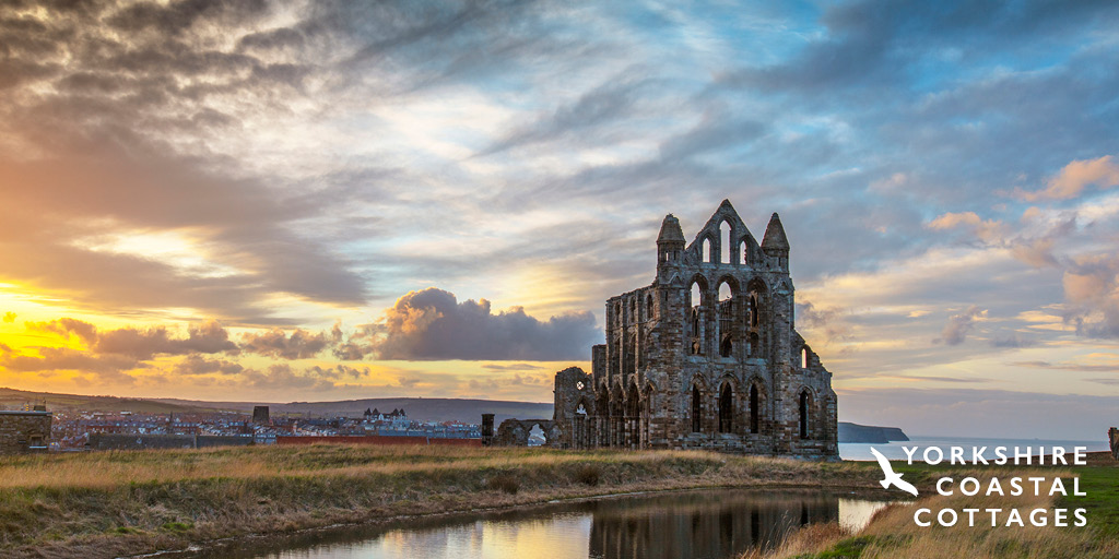 YorksCoastCotts's tweet photo. Looking for exciting things to do in Whitby? Whether you’re looking to spend the day on the beach or perhaps discovering the rich history of this seaside town, take a look at our top 12 activities 👉
https://t.co/lQfOlKiCdu

#YorkshireCoast | #Whitby | #VisitWhitby https://t.co/X2h3pxcUNN
