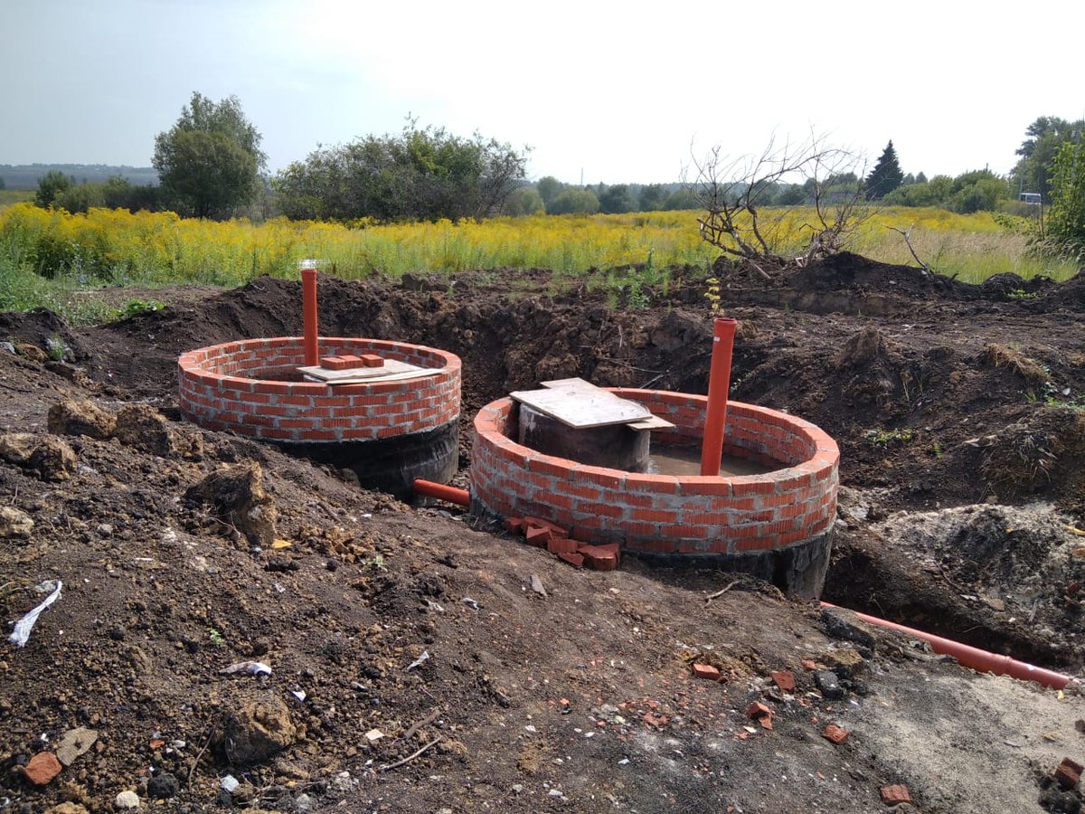 В щекинском поселке Мостовской идет установка оборудования для очистки воды по нацпроекту schekino.ru/about/info/new…