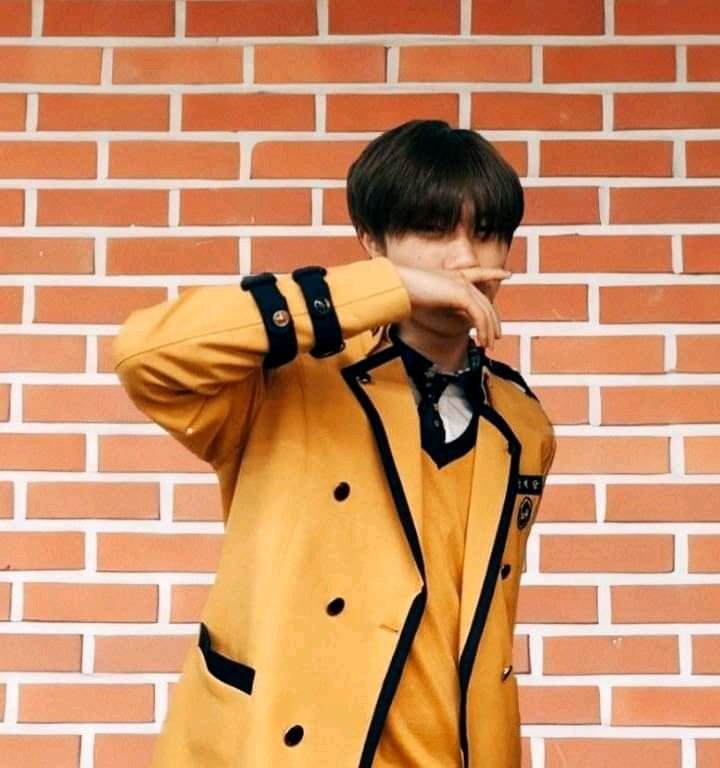 acewtnb's tweet photo. student bang yedam hits different, i mean... https://t.co/mGcA4MXeZi