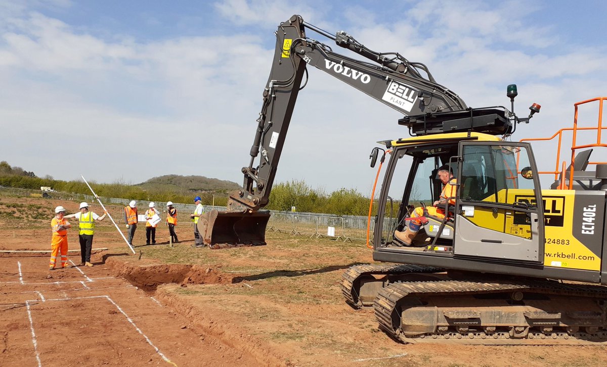 Just one space remaining on each of these courses @BTC_Coll's Construction Skills and Innovation Centre!
A59 Excavator Novice 
13–24 Sep, £2975 
A59 Excavator Experienced
1–2 Sep, £725
btc.ac.uk/courses/adult-…

To book: csic@btc.ac.uk 01278 655004.

#construction #skills #training