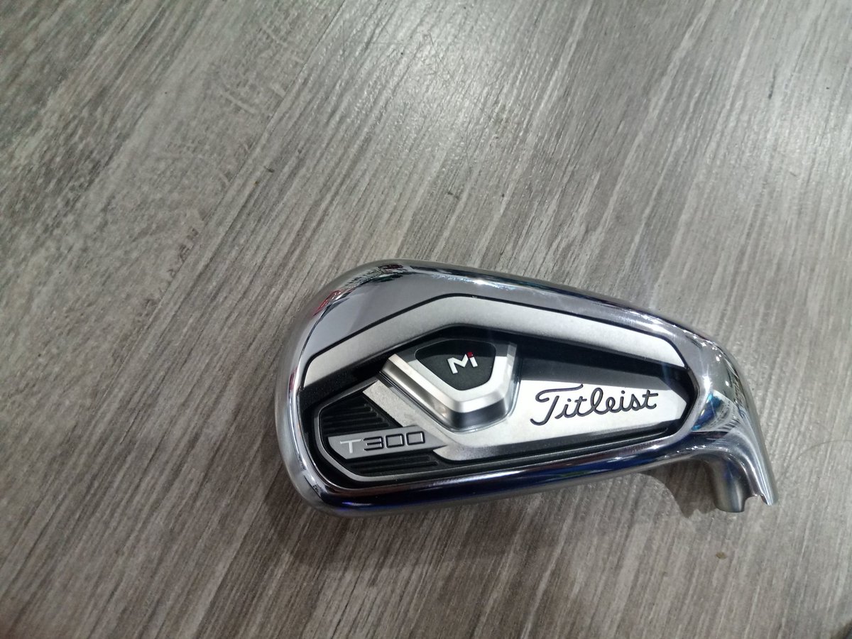 ¡NOVEDAD!

Ya tenemos los últimos modelos de @titleist , T100, T200 y T300. Unas auténticas bellezas de máxima calidad y con muy buen rendimiento.

Puedes venir a probarlos en nuestra tiendas de Madrid. Para reservar fitting puedes hacerlo por teléfono o por nuestra web.