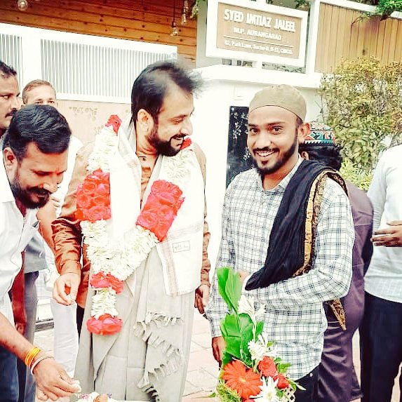 ateequeBhai's tweet photo. #NewProfilePic
@imtiaz_jaleel https://t.co/nQ6yeV5ryE