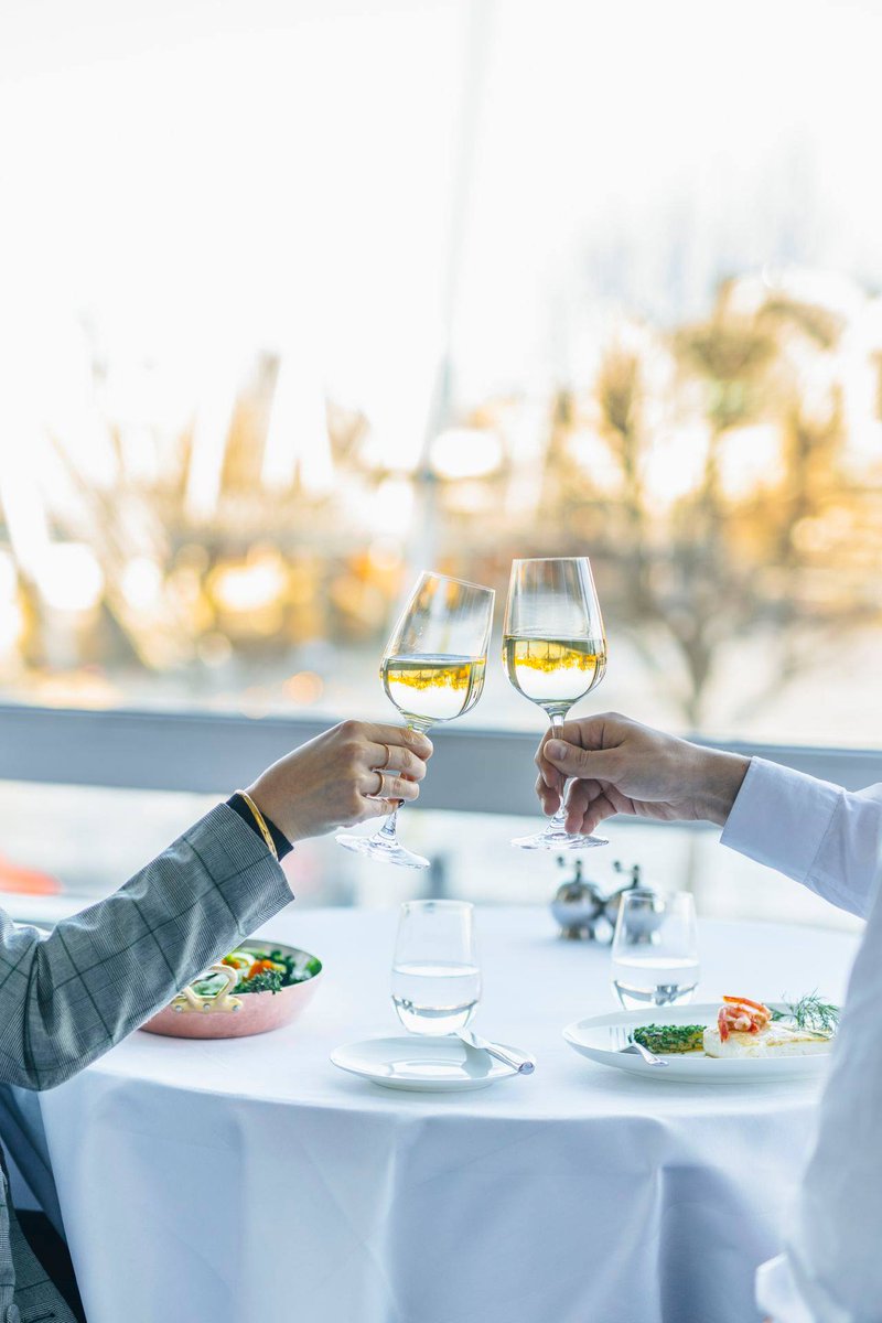 Datemakers tweet media