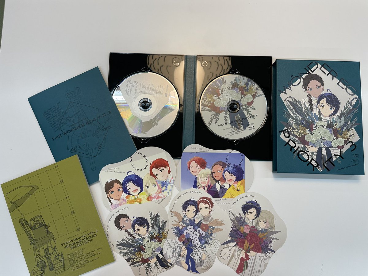 WEP_anime's tweet photo. 🥚「#ワンダーエッグ・プライオリティ 」BD＆DVD第3巻は明日8月25日（水）発売🥚
いよいよ明日発売です🍳
もうお手に取られ方もいらっしゃいますでしょうか？
本編と合わせて特典もおうちでごゆっくり堪能してくださいね💐
https://t.co/S5hpn8nC80
#ワンエグ https://t.co/hEXSHzp27N