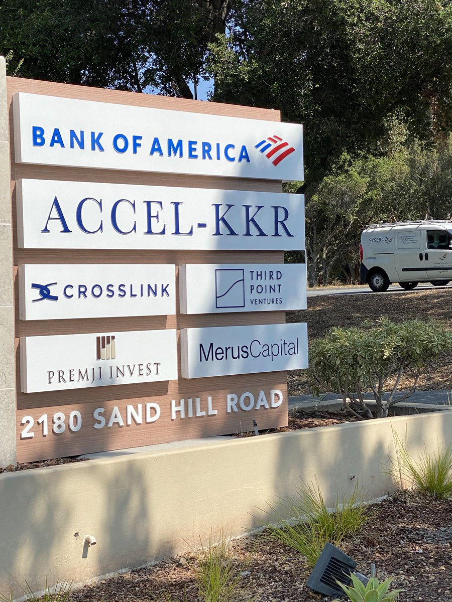 DanielSLoeb1's tweet photo. There goes the neighborhood.  Photo credit ⁦@altcap⁩ https://t.co/uSRLMX46pB