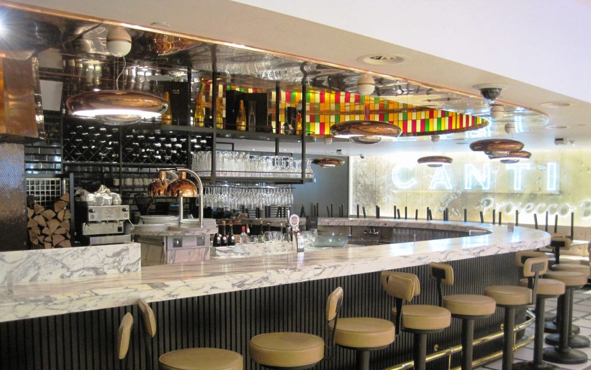 TrakSystemsUK's tweet photo. Trak installed several counters and conveyors at @Harrods, London.

This installation is one we are particularly proud of as a company!

Find out more in our case study: https://t.co/VlkKqXApyL 

#FoodCounters #BespokeCounters https://t.co/xp77iO78BU