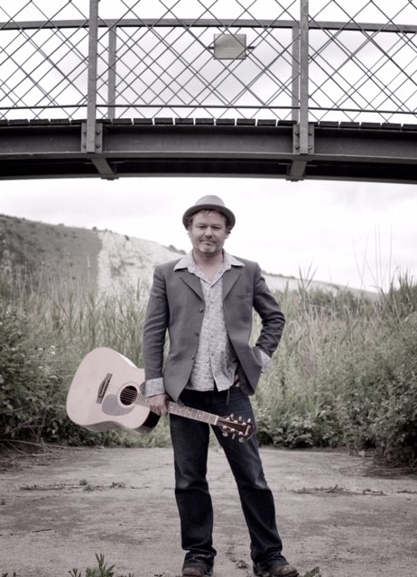 roadmender's tweet photo. This Friday 27th August, Join us at the Roadmender for, A special evening with #MarkChadwick (@the_levellers Acoustic) & #RedKen & #DanBooth (@FerociousDog Acoustic)
Tickets 👉https://t.co/wgom02XHsW
#nn #roadmender #gigalert https://t.co/BZrabq7PAG