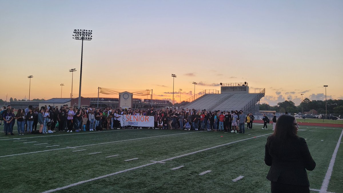Manvel High school senior sunrise! Class of 2022 #HokaHey