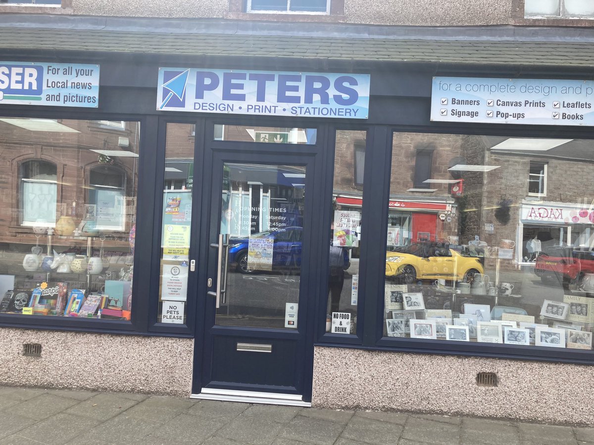 jim_girvan's tweet image. Lovely gift wrap from @GlickGiftWrap  and #devadesign #cardgains #turriff @CyrilService @Prog_Greetings @greetingstoday