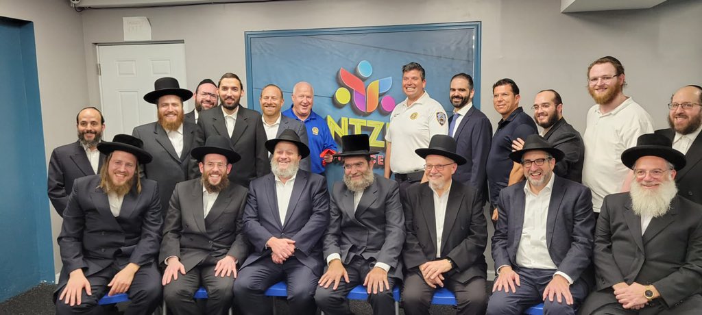 Ari Weiss tweet media