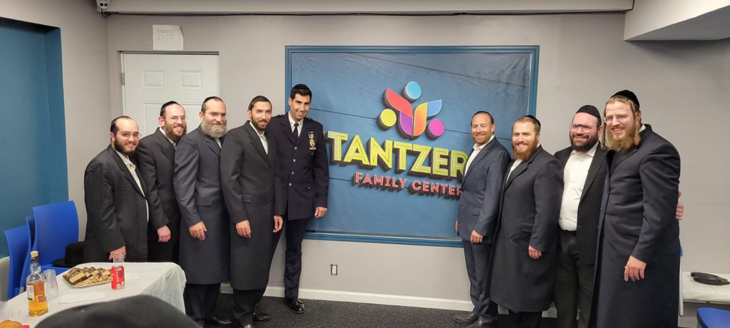 Ari Weiss (@nycariweiss) on Twitter photo Honored to participate the <a href="/Tantzers/">Tantzers ~ טאנצערס</a> ribbon cutting for their new location. With assemblyman <a href="/SEichenstein/">Simcha Eichenstein</a> <a href="/NYPDCommAffairs/">NYPD Community Affairs</a> DI Richie Taylor & other leaders.
Our community is truly fortunate to have such an organization they bring joy & hope to patients and their families. Honored to participate the <a href="/Tantzers/">Tantzers ~ טאנצערס</a> ribbon cutting for their new location. With assemblyman <a href="/SEichenstein/">Simcha Eichenstein</a> <a href="/NYPDCommAffairs/">NYPD Community Affairs</a> DI Richie Taylor & other leaders.
Our community is truly fortunate to have such an organization they bring joy & hope to patients and their families.