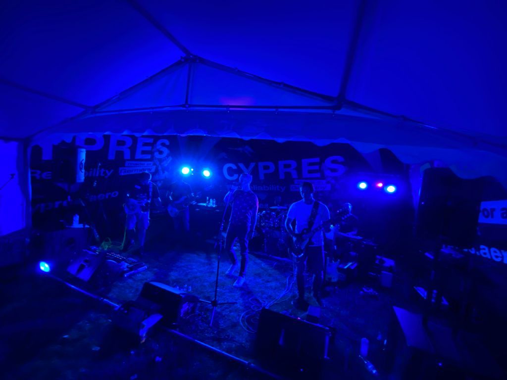 Feeling blue without you.

Details of the next gig coming soon... X