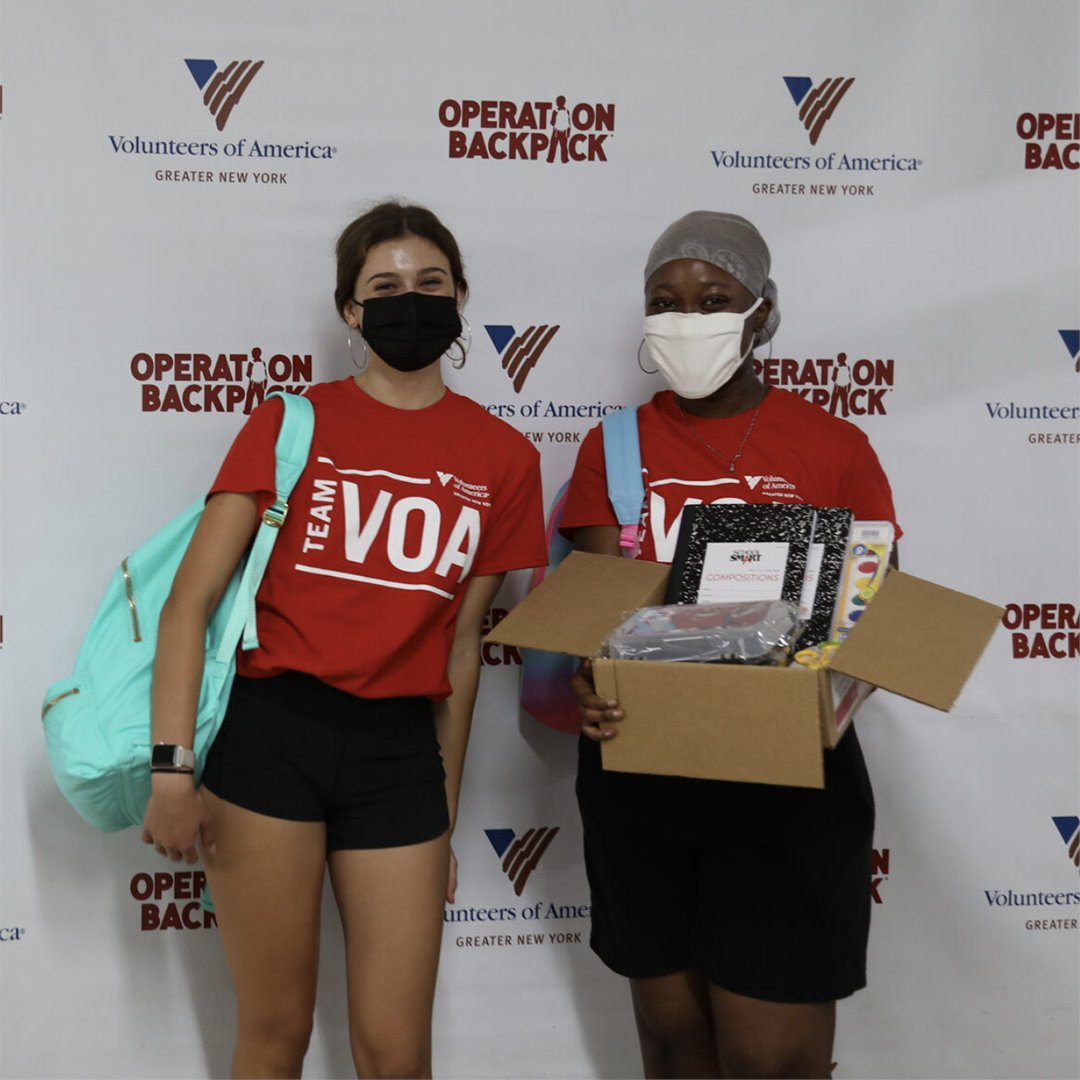VOAgny's tweet photo. #Teamwork makes the #dreamwork! Thank you to this year’s #OperationBackpackNYC interns Harper &amp; Queentera and all VOA-GNY staff who have taken time out of their work day to #volunteer – including Victor, our new AVP of HR! To those who aren’t pictured, we appreciate you too. ❤ https://t.co/cLRMFrGrFS