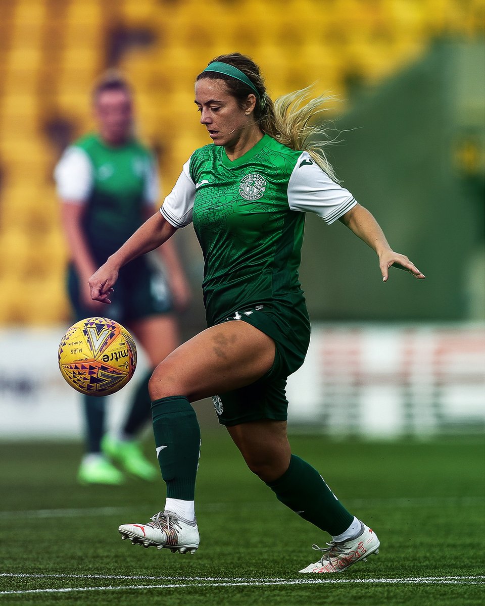 HibernianWomen's tweet image. It was a debut on Sunday for our new number 5️⃣ @xToniMalone!