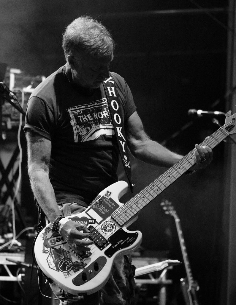 Peter Hook (@peterhook) on Twitter photo Photo from Saturday night’s show at <a href="/SOTTfest/">Sign of the Times Festival</a> in Hertfordshire - thanks <a href="/salfordladsclub/">Salford Lads' Club</a> for the shirt!
We’re back in action this weekend with shows at <a href="/VictoriousFest/">Victorious Festival</a> in Portsmouth on Friday & at <a href="/StoneValleyFest/">Team SVF</a> in the Midlands on Saturday…
peterhookandthelight.live Photo from Saturday night’s show at <a href="/SOTTfest/">Sign of the Times Festival</a> in Hertfordshire - thanks <a href="/salfordladsclub/">Salford Lads' Club</a> for the shirt!
We’re back in action this weekend with shows at <a href="/VictoriousFest/">Victorious Festival</a> in Portsmouth on Friday & at <a href="/StoneValleyFest/">Team SVF</a> in the Midlands on Saturday…
peterhookandthelight.live