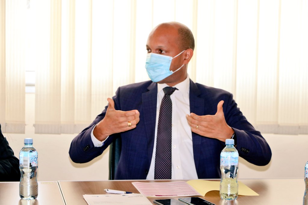 Ministère en charge des Investissements et des PPP tweet media