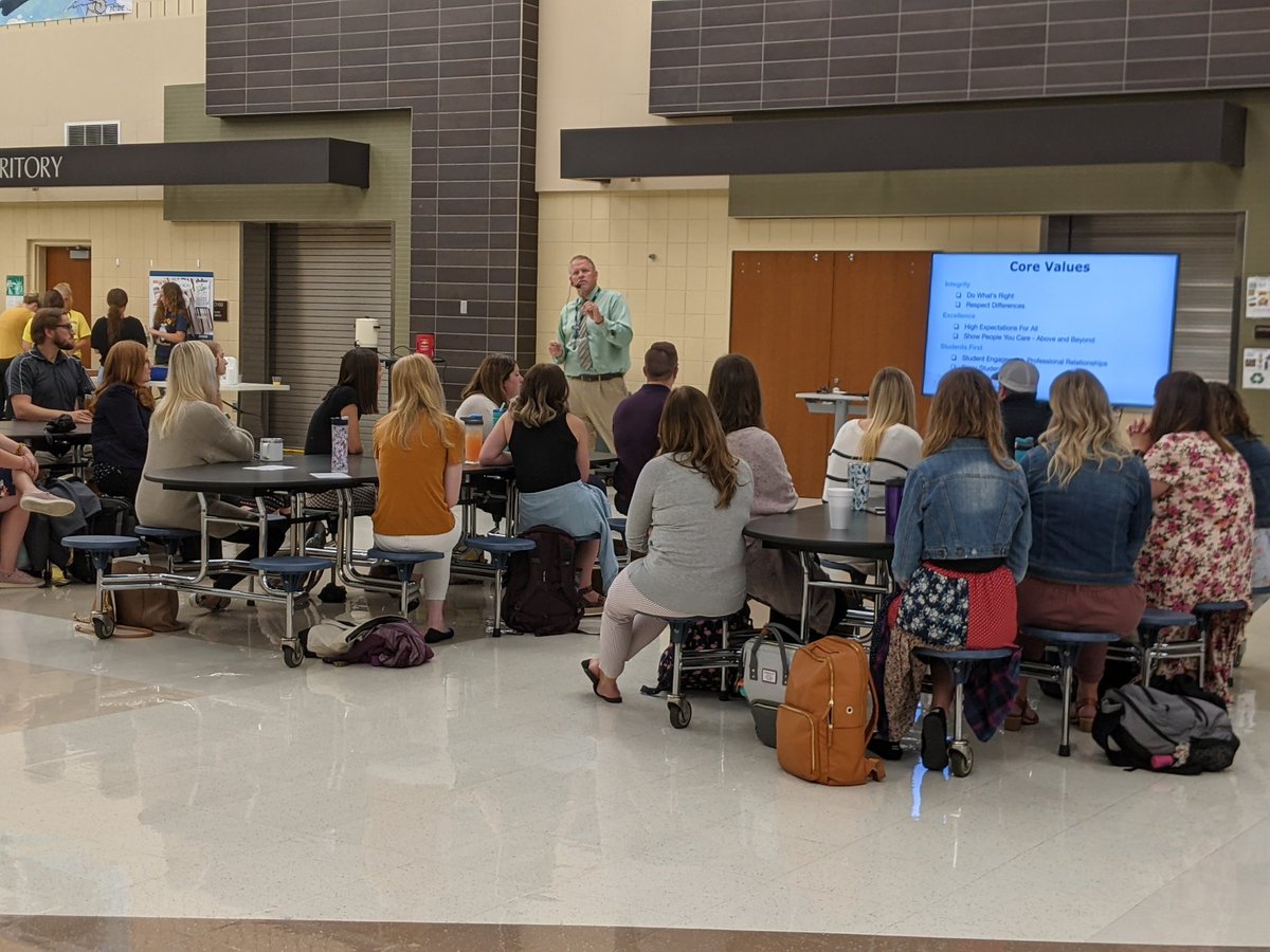 Joining Supt. Seifert in welcoming <a href="/TCU2905/">TCU2905</a> New Titan Teachers! A new year with incredible opportunities for growth!