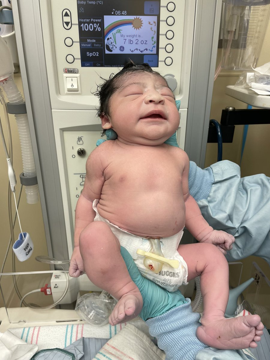 JoseRod3_'s tweet photo. 08-23-2021👶🏻❤️🙏🏽 welcome to this world baby girl 👶🏻 #GirlDad 🌹 https://t.co/KwEfQMW7qW