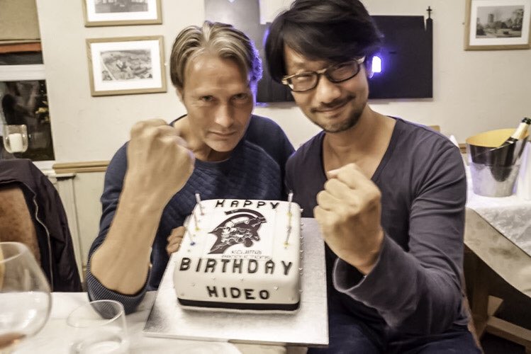 KojiProFans's tweet image. Happy Birthday MR. @Kojima_Hideo! 🎂🌈👶
Have a wonderful happy, healthy Birthday and many more to come. Wishing you all the best on your special day & Always...❤️
TOMORROW IS IN YOUR HANDS...🙌 @KojiPro2015_EN