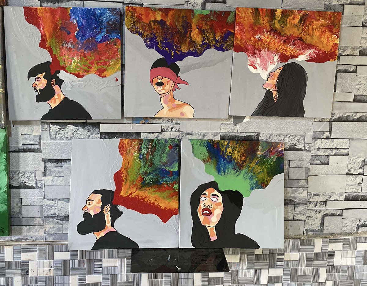 KojoJuniorr's tweet image. This is a new idea I decided to try out.. An acrylic meets Oil theme. I call it the “thought explosion series”
Which one is your favorite?