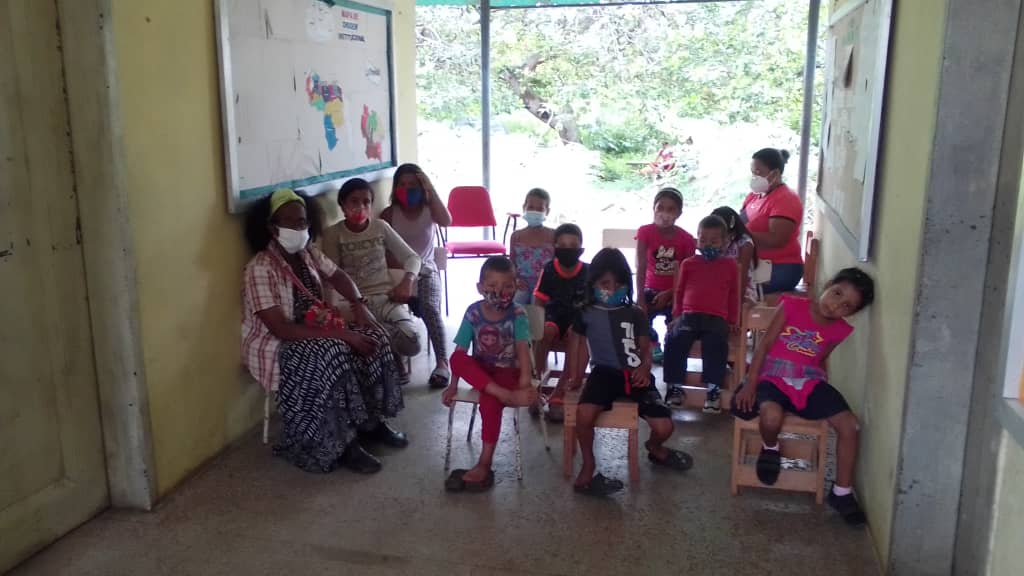 Presentación musical, teatro de títeres, monólogos y cuenta cuentos con niños y niñas del municipio la Trinidad 

#Vacaciones2021 #yaracuy #Venezuela <a href="/VeMisionCultura/">Misión Cultura</a> <a href="/minculturave/">Ministerio del Poder Popular para la Cultura</a> <a href="/moraomar15/">Omar Mora</a> <a href="/VillegasPoljak/">Ernesto Villegas Poljak</a>
