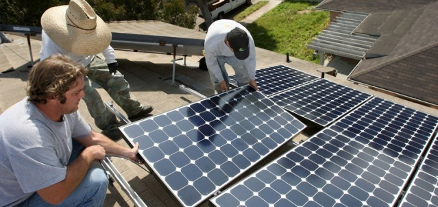 yes_JustT's tweet photo. Great read from my @ICF colleagues Samir Succar and Val Jensen in @UtilityDive on why utilities must shift how they view the upswing of DER adoption and embrace a "value of the grid to DER" approach. https://t.co/ZdzTCeZljo https://t.co/5wgVRVJSbR