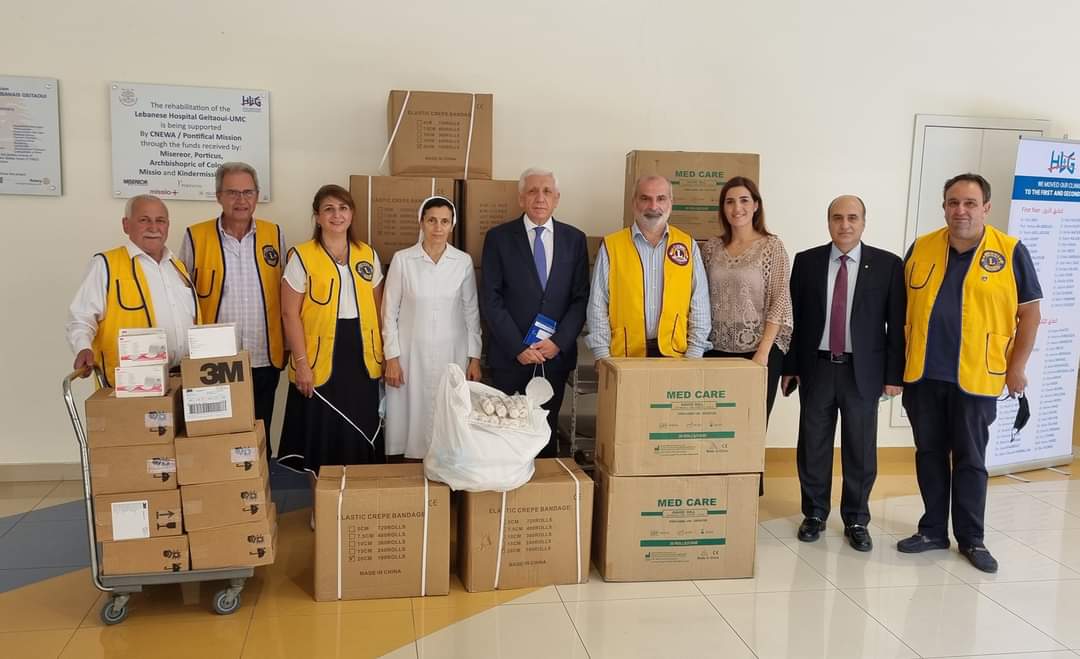 Continuing our Lions 🦁 service mission we donated urgently needed items to Geitaoui Hospital burn center to treat Akkar's burned patients, valued at 100 million Lebanese pounds. Always grateful to my world's friends! Where there is a need there is a Lion 
#WeServe #AWorldLion