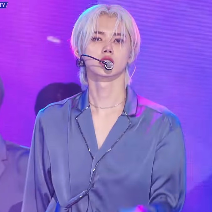 hourly minhee tweet media