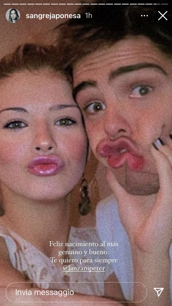 DebyMan00's tweet photo. Y es mirando estas historias que recuerdo mi infancia, mis dos Ángeles favoritos, pasan los años pero el amor que siento por ellos nunca va a cambiar ❤️
#CasiAngeles #Eugeter #ChinaSuarez #PeterLanzani https://t.co/JtLb9xAYep