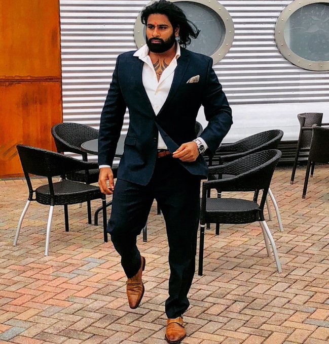 Watch Bishop RéMix's leaked NSFW photo on TwXstars