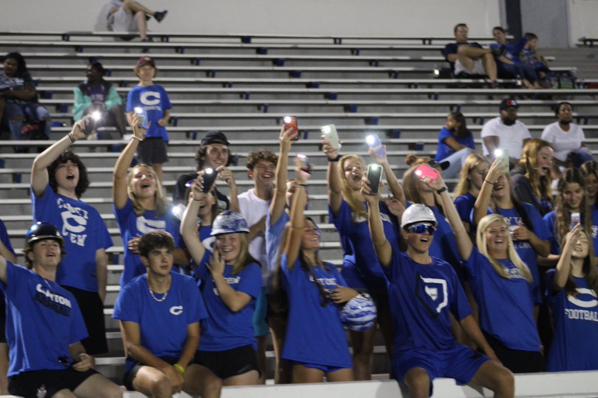 FOOTBALL GAME ON FRIDAY‼️
vs wake forest 🥱
@ SSS
@ 7
🟣NEON OUT🟢