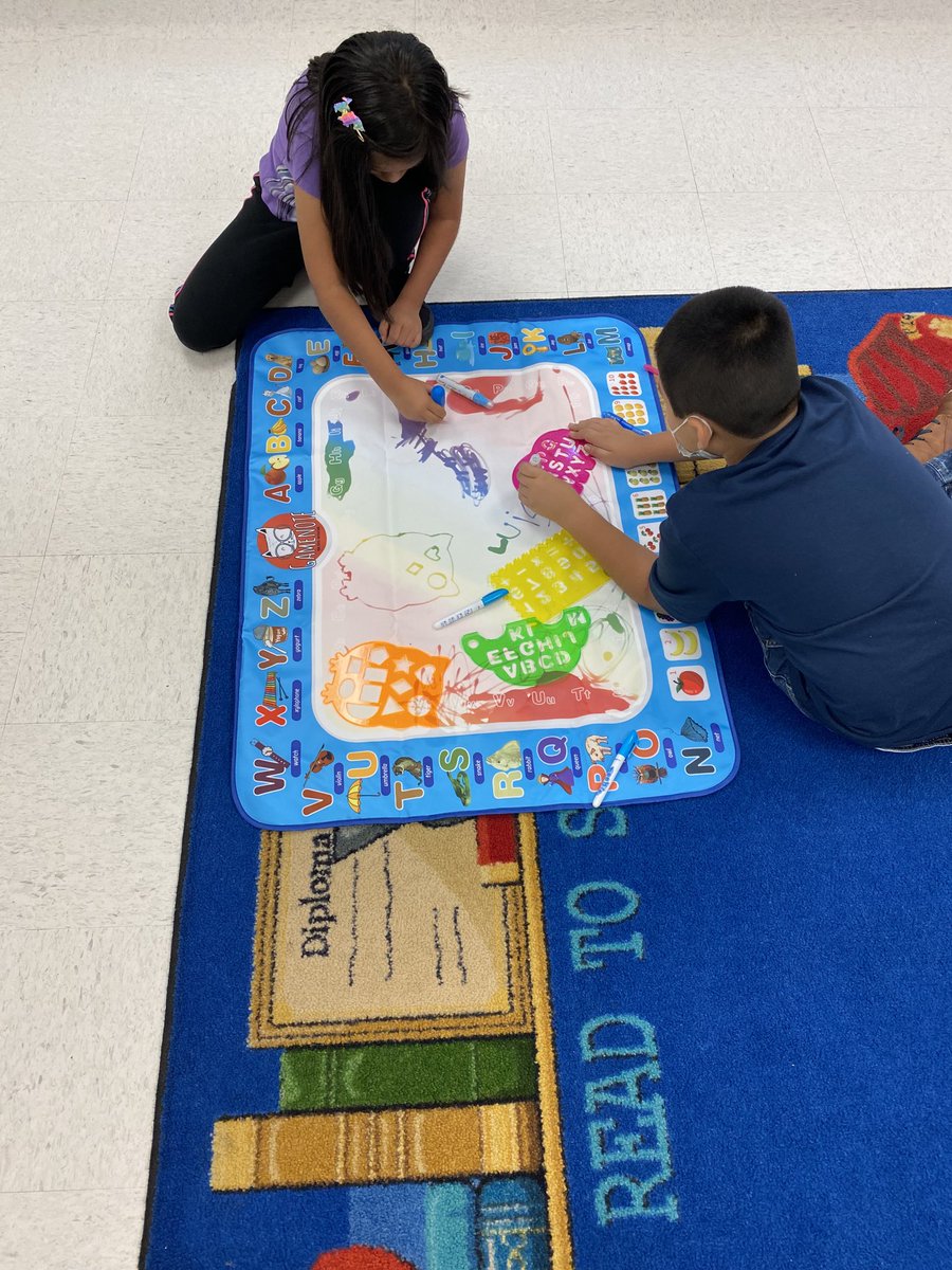 TadmoreES's tweet photo. Mrs. Johnson’s and Ms. Perdue’s classes learning letters and numbers using aquamats today #learningthefunway #hallcountyschools https://t.co/nHWyp3dyUS