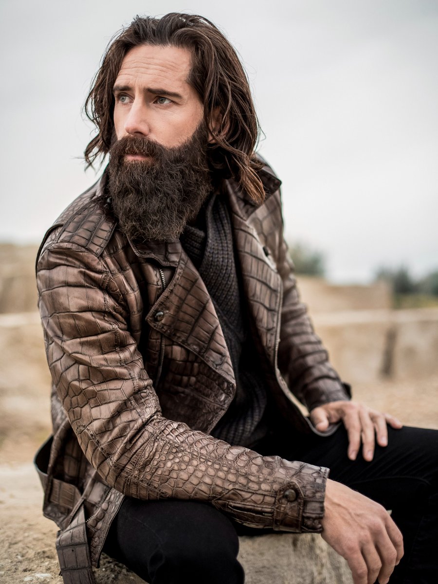 RobertComstock_'s tweet photo. Mother Nature’s artistry. Meticulously sewn to ensure nature’s contiguous patterns, the men’s Crocodile leather jacket portrays a rugged sophistication. Stone wash and hand-burnish, the exotic Crocodile hide is a perfect symmetry of vision and design. Discover via link in bio. https://t.co/tw3MtZLTLB