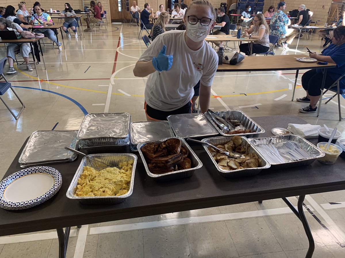 Maiden_Choice's tweet photo. Thank you @statefare1 for providing breakfast for our faculty and staff on the first day of school!  We are so thankful for your donation of delicious food to get our school year off to a great start! #wehaveunityinourcommunity https://t.co/zpK7qi8T9p