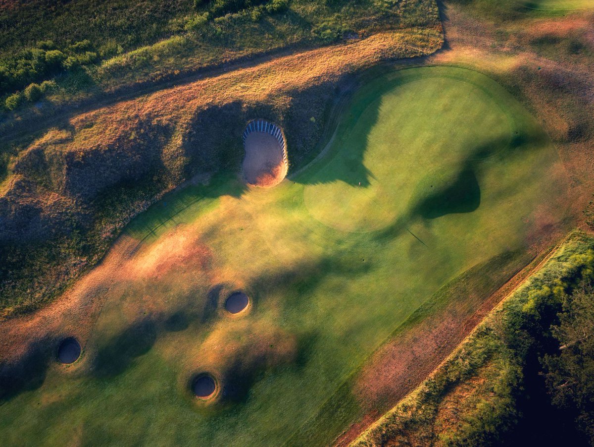 GolfInKent's tweet image. Kent isn't just the home of championship golf this summer, it's also a gorgeous haven of sun, sea, sand and a collection of other beautiful golf courses!

Find out a little more about what Kent has to offer for your next holiday here: bit.ly/3kmsbsg