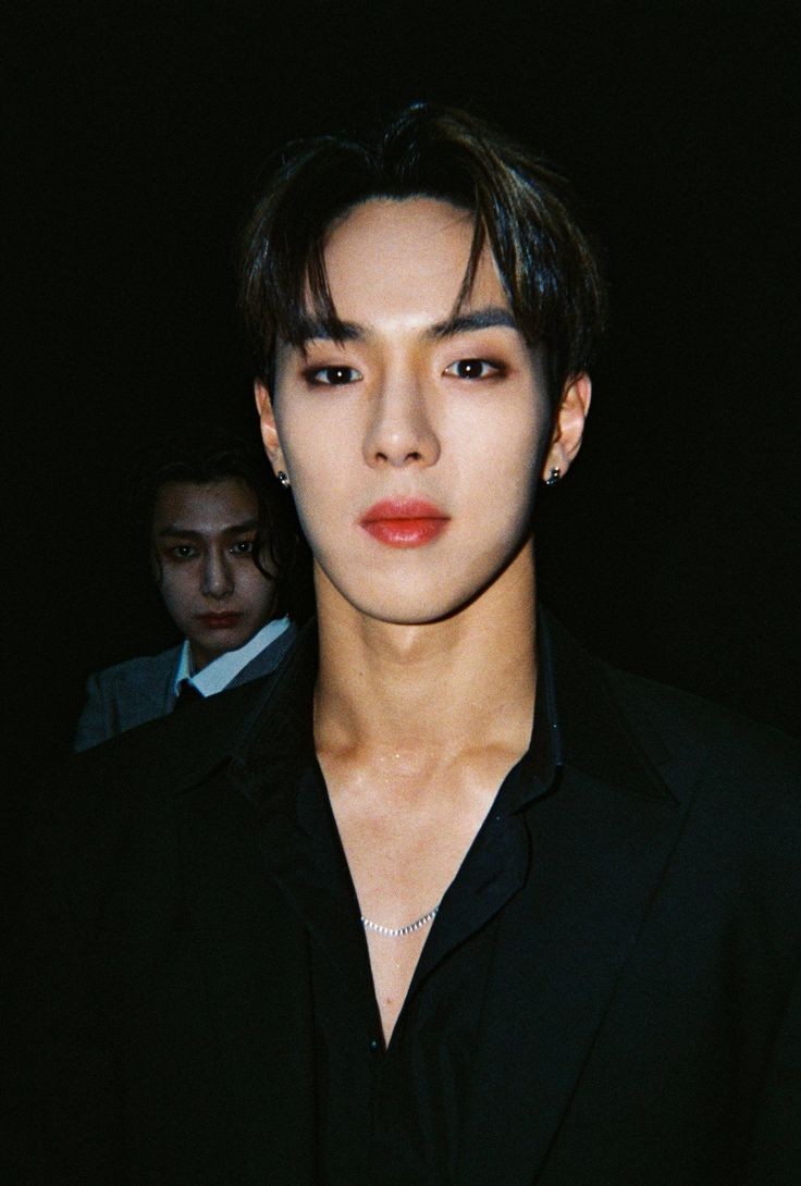 mrshownu's tweet image. Let me show you how i bang