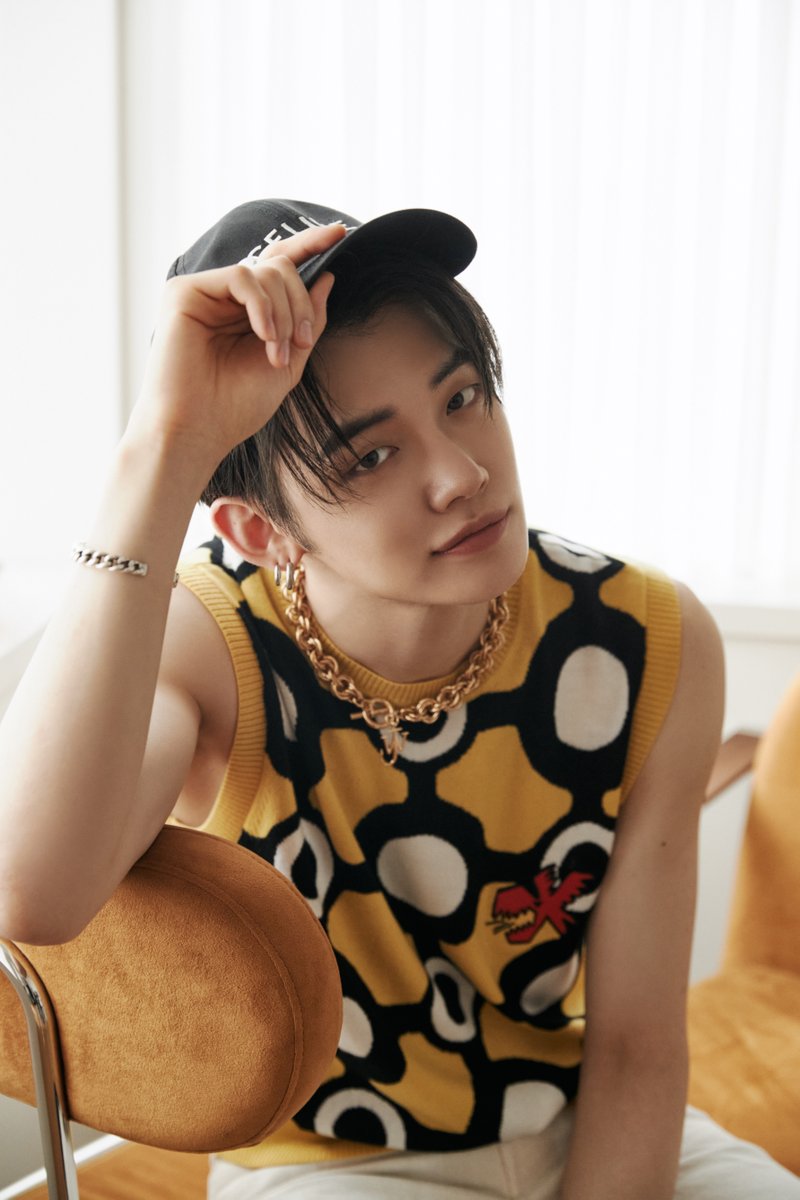 papermagazine's tweet photo. TXT's #YEONJUN Won't Settle for Second Best https://t.co/edSC0IlHp3 https://t.co/DEnCwlKizK