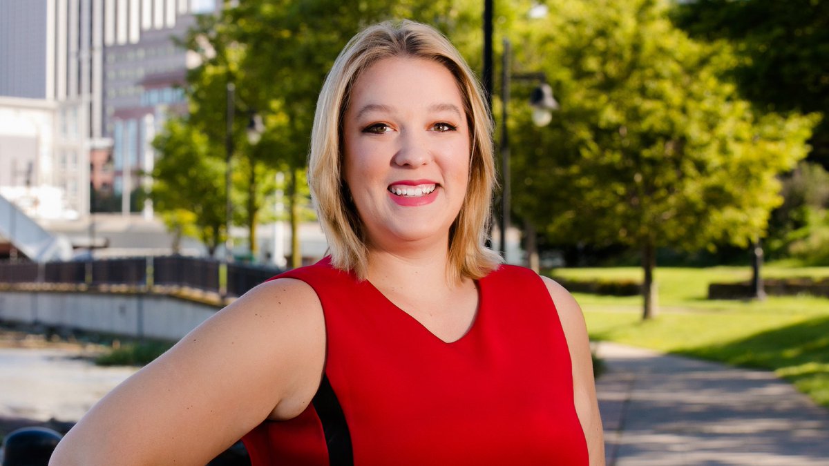 RachelNNews's tweet image. Headshots are in so that must mean it’s official. You’re stuck with me now Rochester 📹🎤