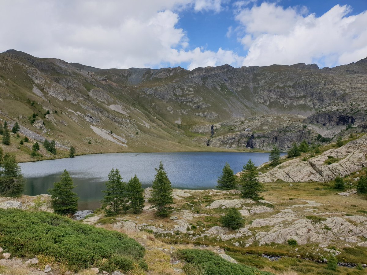 d_charbonneau_'s tweet photo. Le plein d'énergie dans les #alpes avant la reprise en #deuxsevres ! #alpesdusud #izoard #bonnette #lacsdevens @Ubaye_Vallee @DestQueyras @AlpesMaritActu @CRT_RegionSud https://t.co/9tnc1MzMQ9