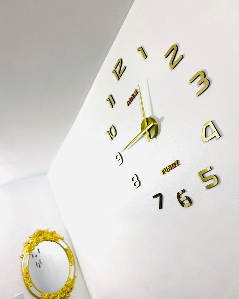 creativeclocks's tweet photo. @SirLeoBDasilva Don't you think you need one of these cute customized 3D Wallclocks on your wall?
Price N8000 https://t.co/92ak4EzPpk