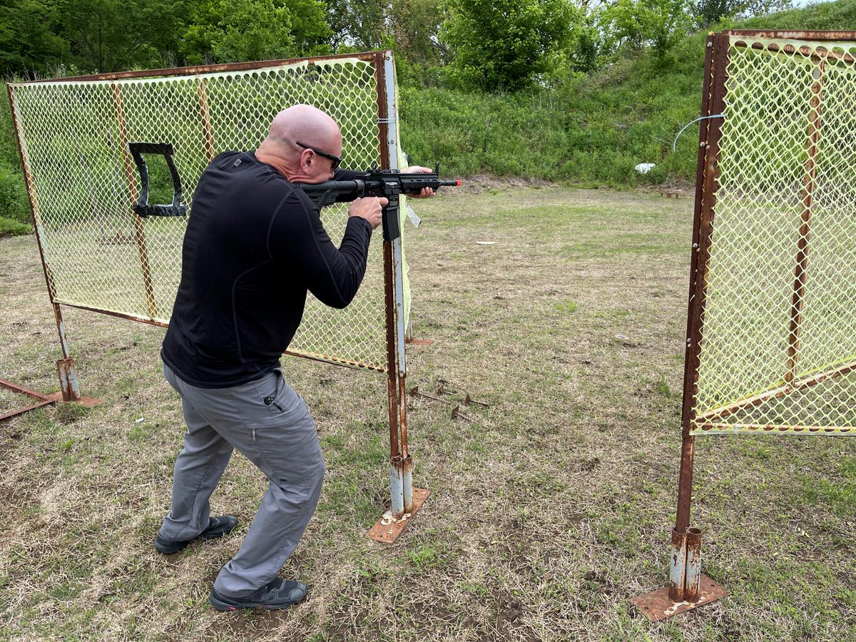 SPORTSMANchnl's tweet image. If you own an AR system and you’re interested in improving your handling skills, @UmarexUSA airsoft rifles offer a training alternative-- that&apos;s a little cheaper. See &quot;Airsoft Rifles: Self-Defense Practice &amp;amp; Training&quot; at bddy.me/3zdK56H. 

#Umarex #Airsoft #Airguns