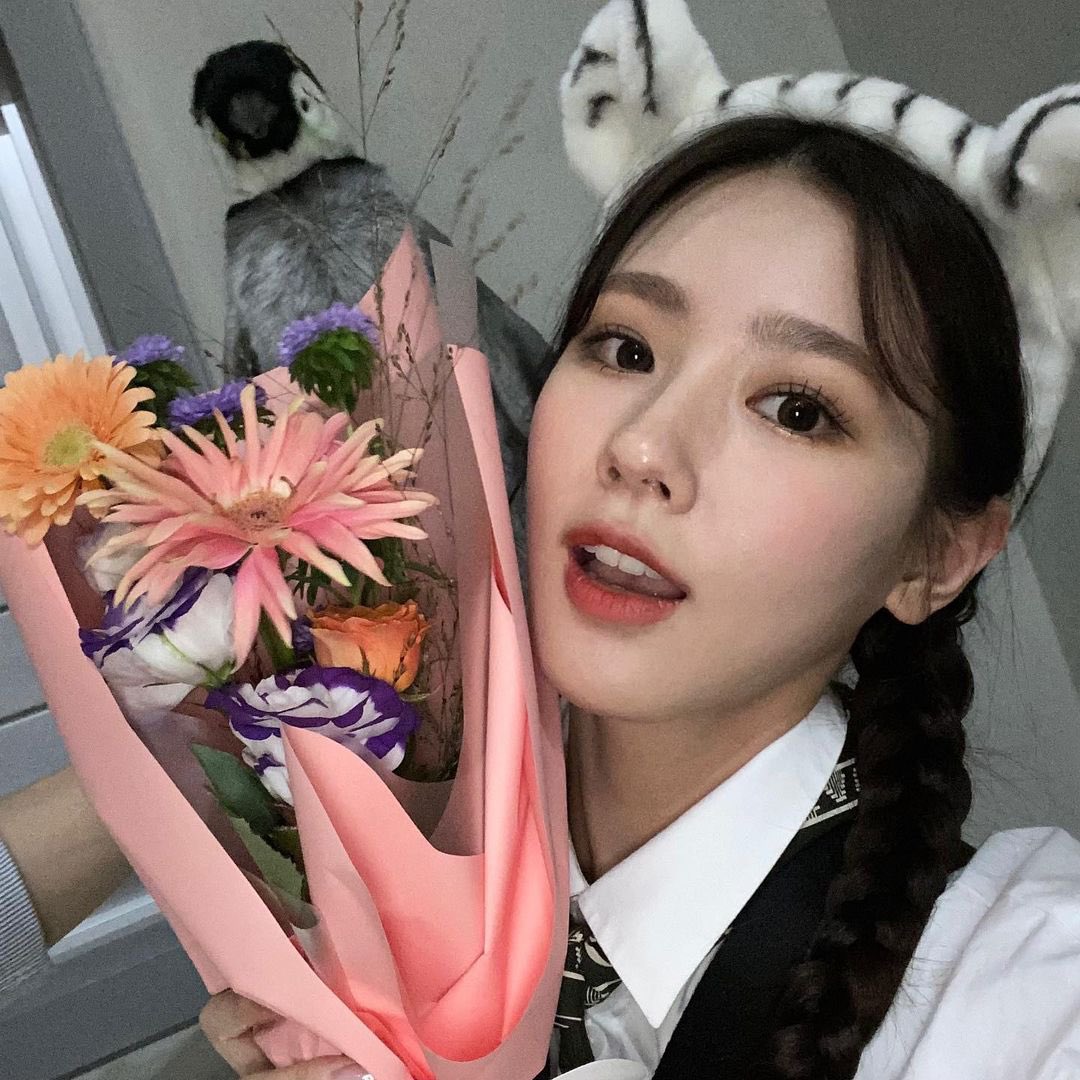 Miyeon_mp4 tweet picture