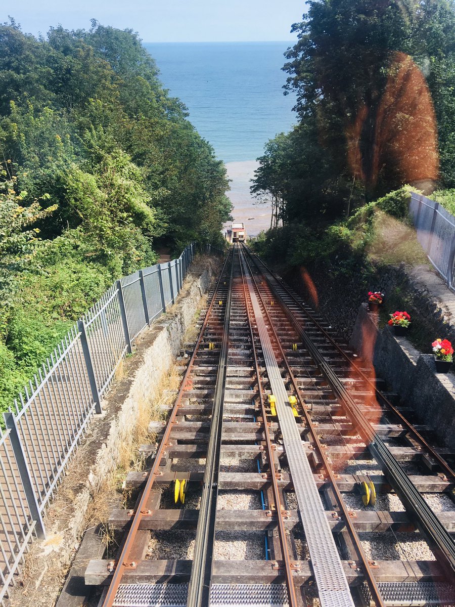 chrisspirit84's tweet photo. Day24 @WeAHPs #WeActiveChallenge #AdminActive Took the #funicular @BabbCliffRail down to the beach π #Babbacombe β¦ but climbed the steps back up π 2 the top π @EnglishRiviera @VisitDevon @thomson_sonya @ThamraAyton #myphysicalphoto @bfastmenshealth #staycation @torbaytourism https://t.co/Q7WjJ9b4KE