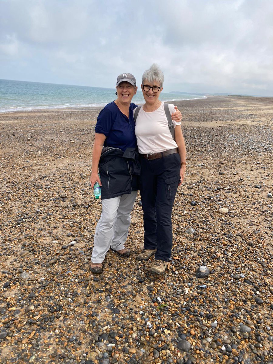 foodgrower's tweet photo. Lovely long #weekend with chums in their wonderful new home in #strattonstrawless #Norfolk. Lots of laughter, a walk along the #northnorfolkcoast #salthouse, local #crab, a few drinks and a cycle to @BlicklingNT and return trip along @BureValley #perfect https://t.co/4SIgpU3KcU