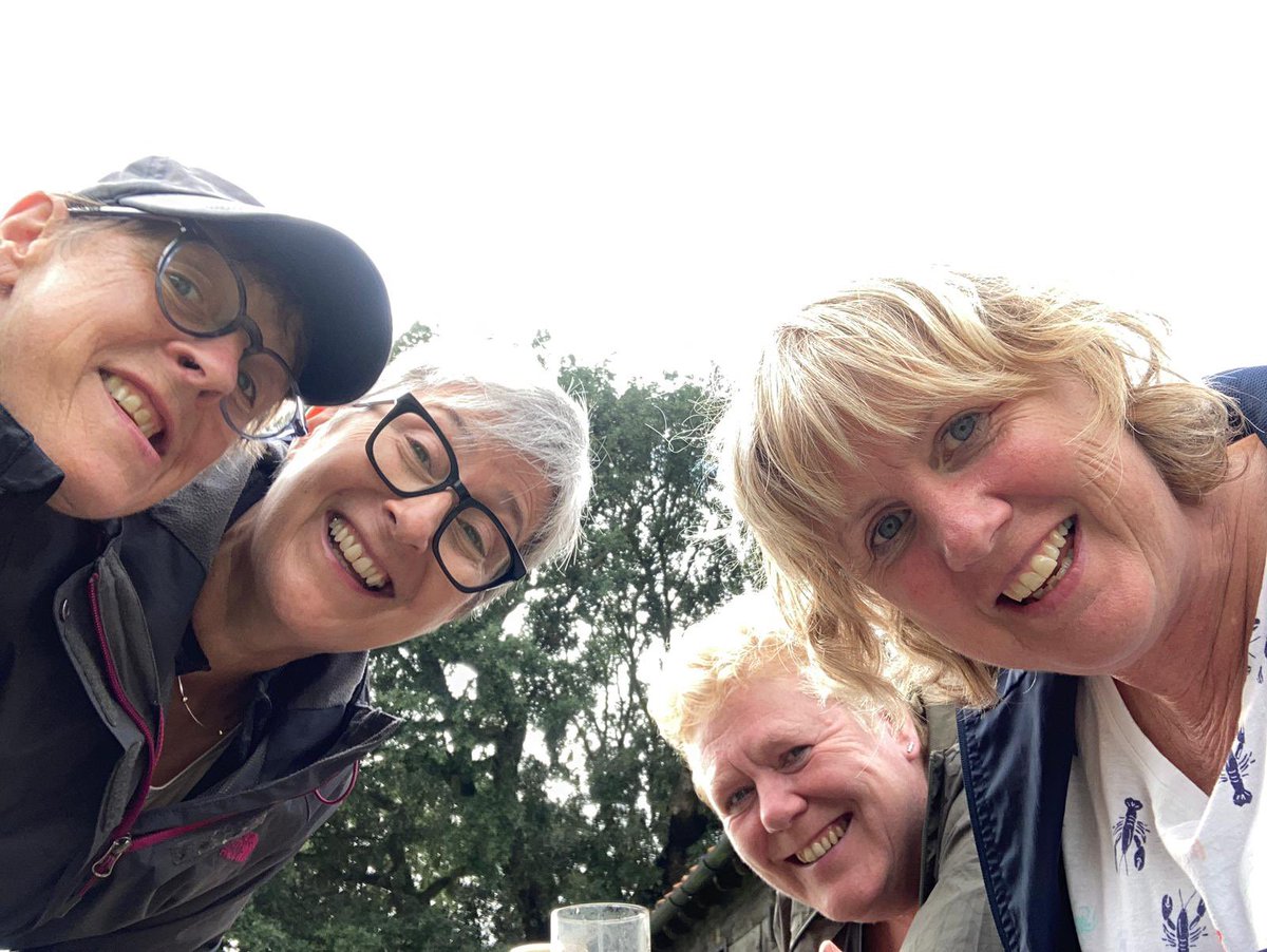 foodgrower's tweet photo. Lovely long #weekend with chums in their wonderful new home in #strattonstrawless #Norfolk. Lots of laughter, a walk along the #northnorfolkcoast #salthouse, local #crab, a few drinks and a cycle to @BlicklingNT and return trip along @BureValley #perfect https://t.co/4SIgpU3KcU