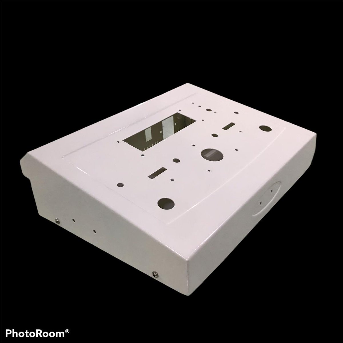 Bhupesh1785's tweet photo. #sheetmetal #fabrication #enclousre #mcbdistributionbox #OSI #wheels https://t.co/BUdqDB40Sp