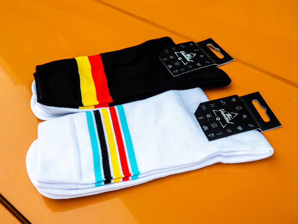 TheVandalGear's tweet image. Het aftellen is begonnen! 🌈 In het Centrum Ronde Van Vlaanderen vind je onze hele @BELCycling collectie terug. Nog 25 dagen te gaan tot de 11 wereldtitels uitgedeeld zijn. 

#crvv #centrumrondevanvlaanderen #liveridelove #thevandal #belgiancycling #ridelikeabelgian