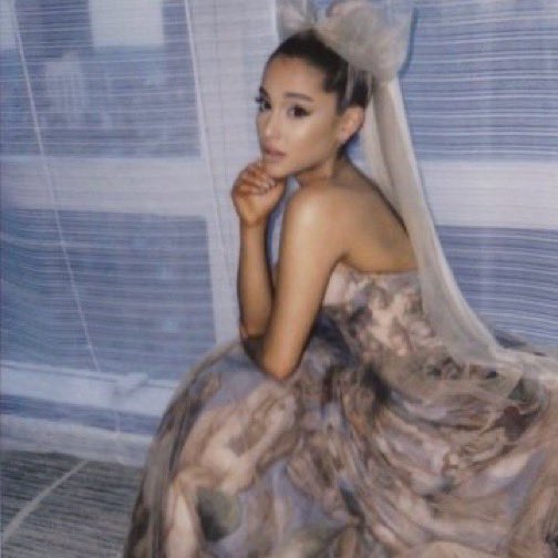 arianarchivee's tweet image. praying for ariana grande in met gala again this year